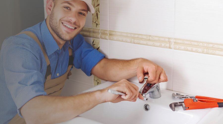 Expert burst pipe repair services in Dundee, IA